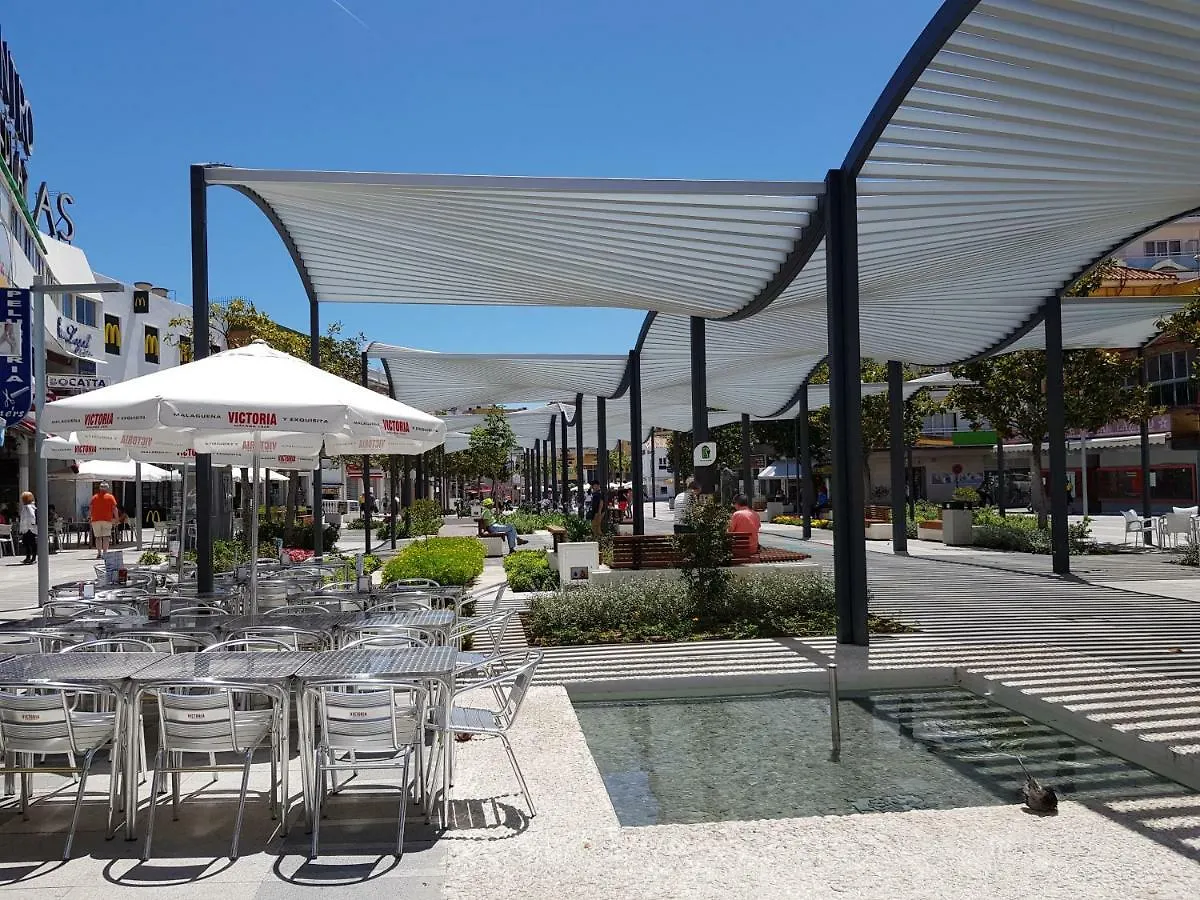 Estudio Central En Zona Petonal Y Cerca A La Playa Τορρεμολίνος